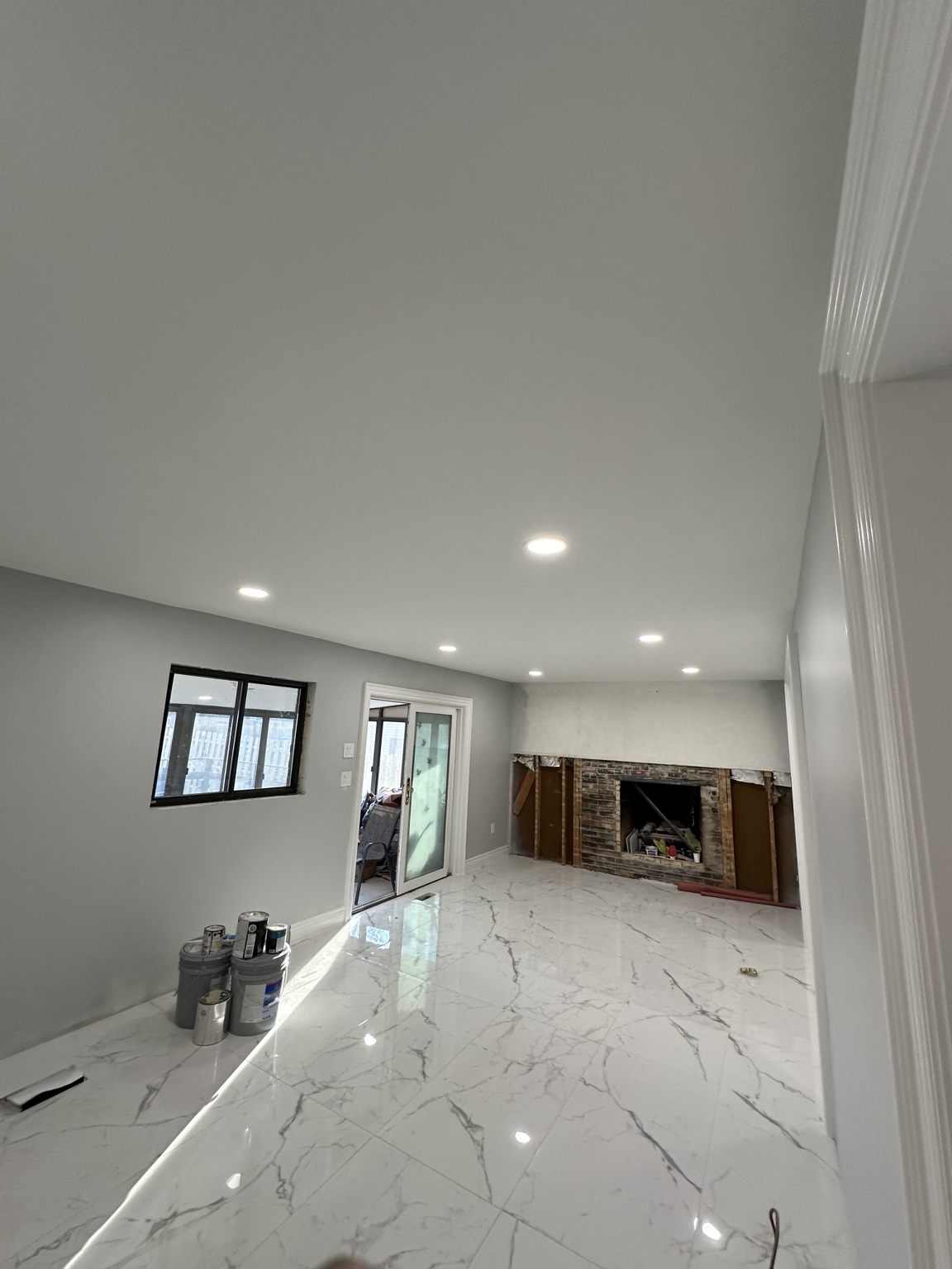 Recessed lighting installation
