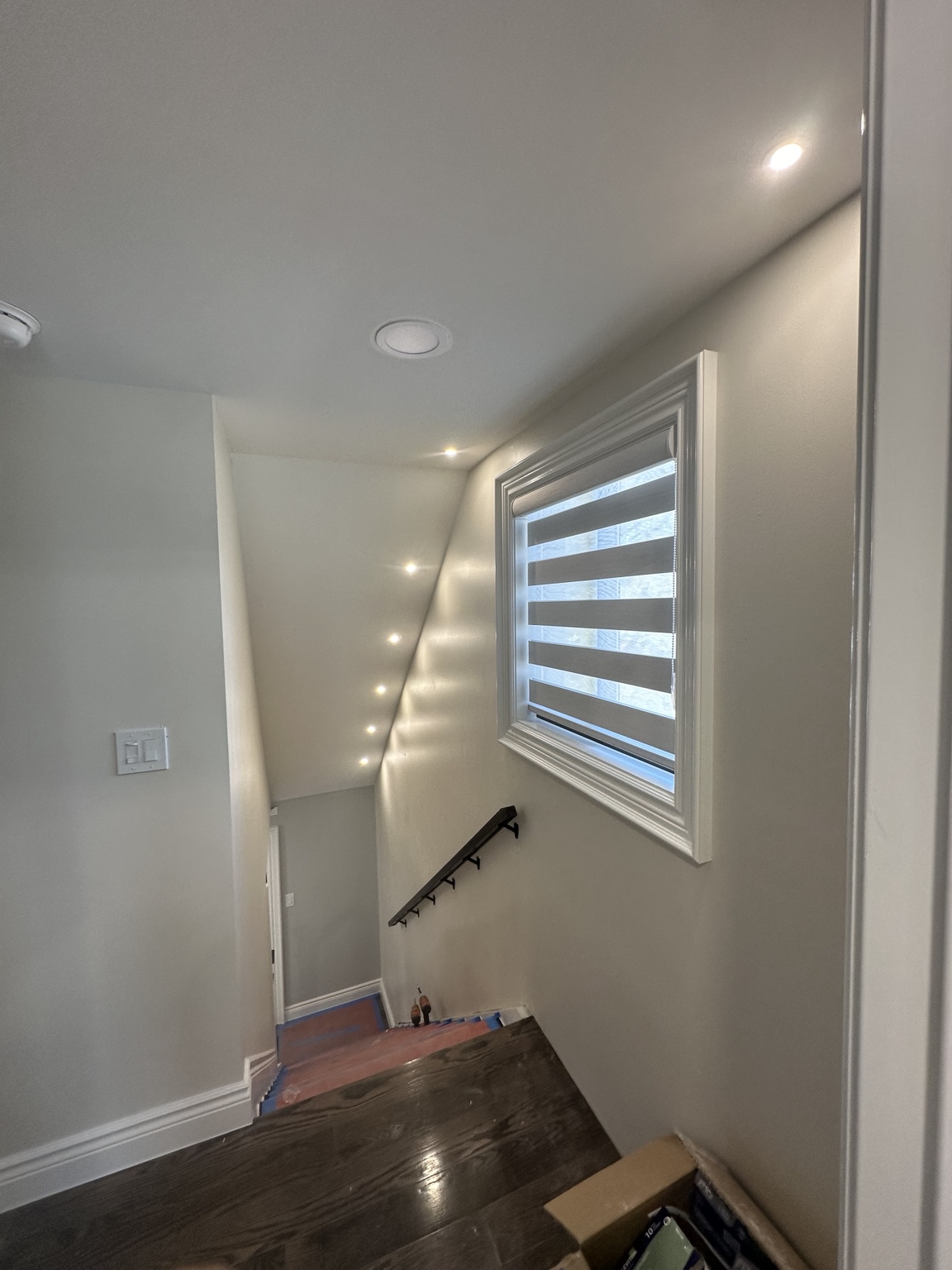 Recessed stair lighting